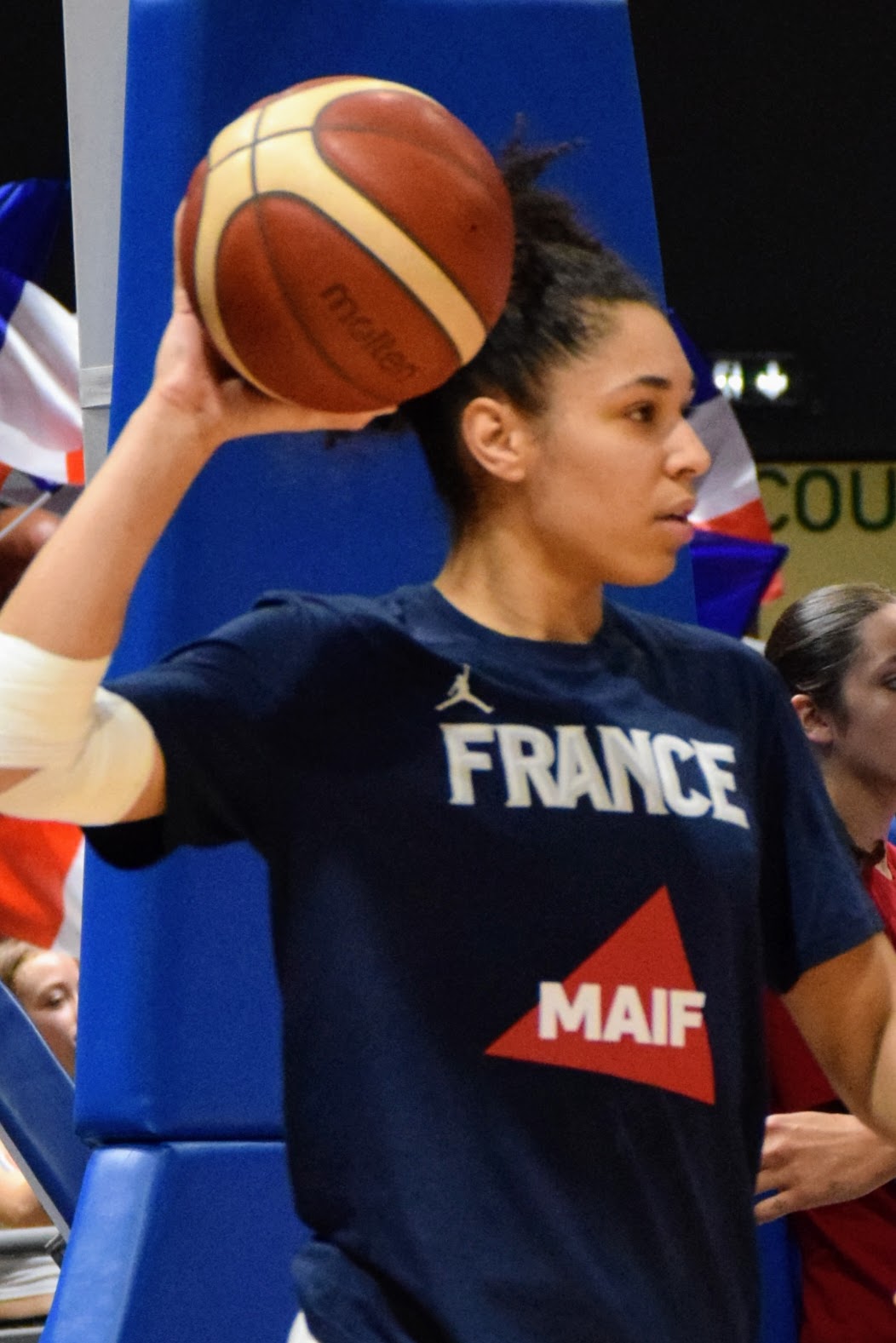 Golden State Valkyries forward Janelle Salaün
