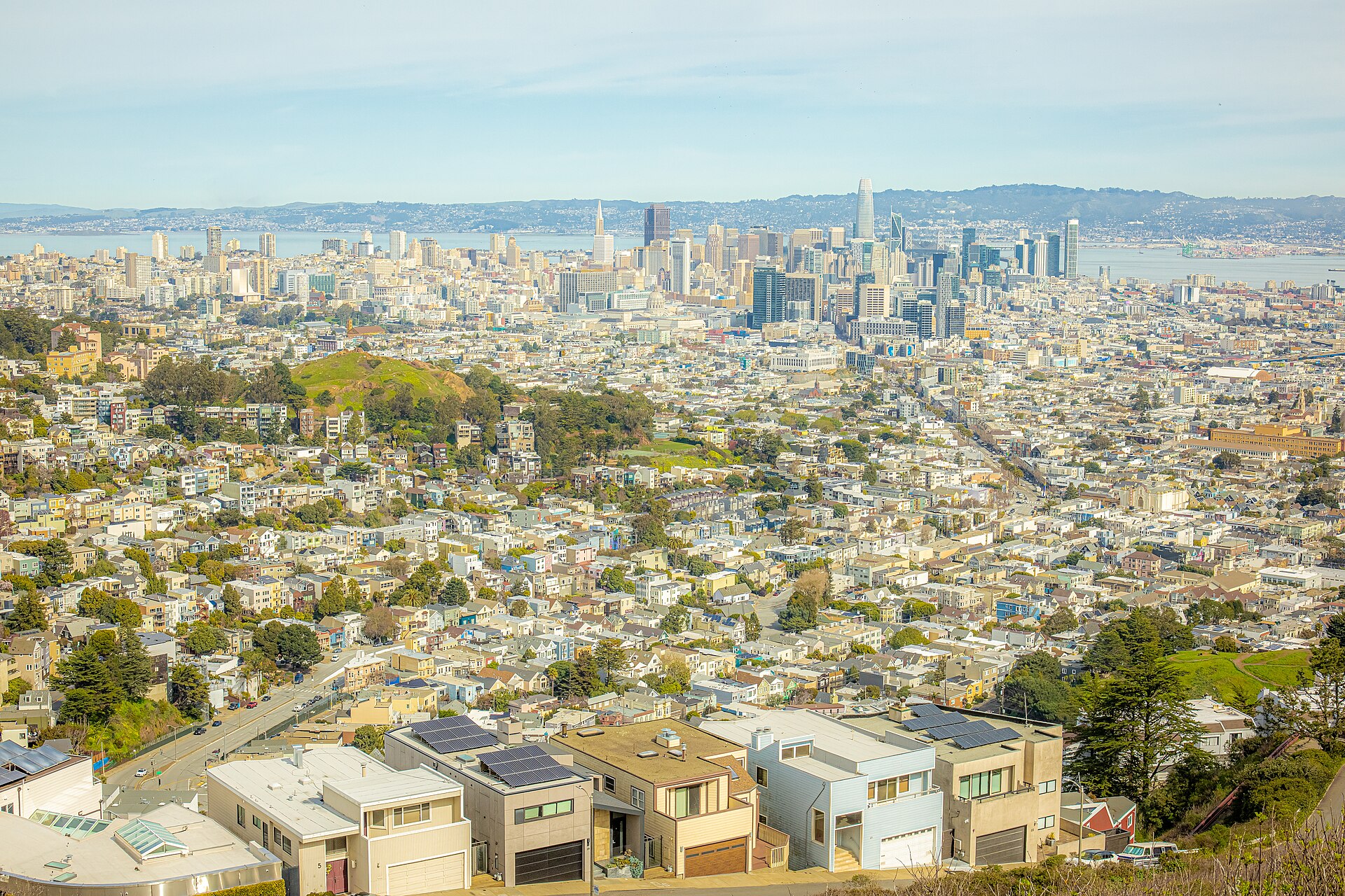 The San Francisco skyline and East Bay from Twin Peaks