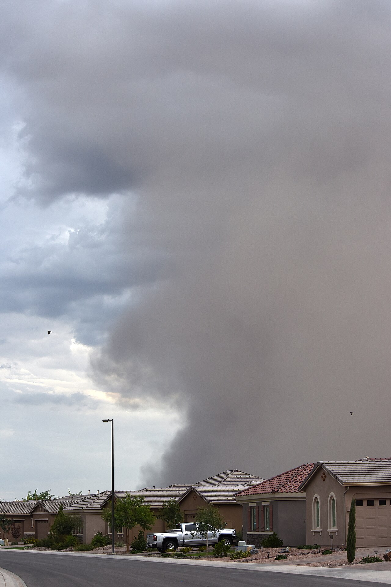 A dust storm advancing over the suburbs of Phoenix, Arizona (file photo)