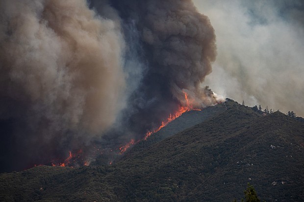 Bouquet Fire Near Santa Clarit