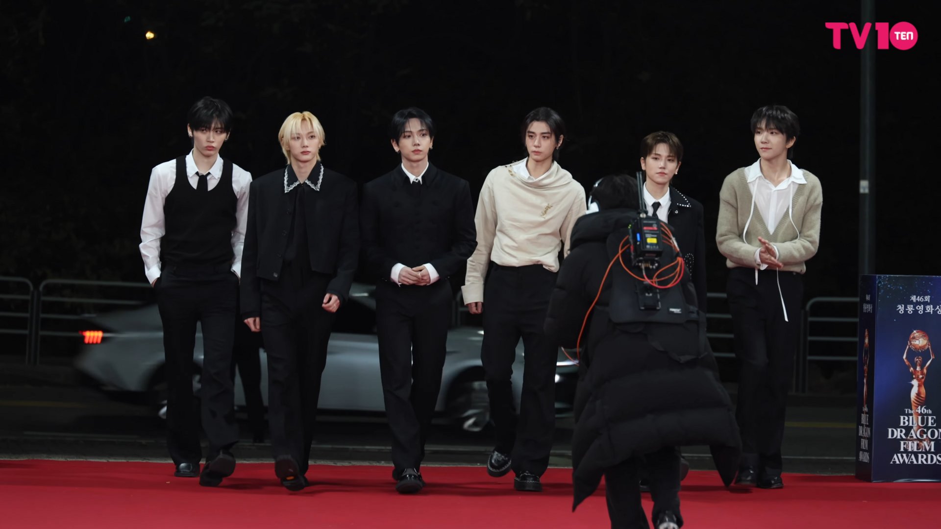 BOYNEXTDOOR walking the red carpet at the 2025 Blue Dragon Film Awards