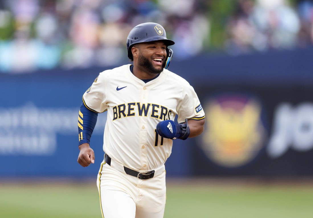 Jackson Chourio at the plate for the Milwaukee Brewers