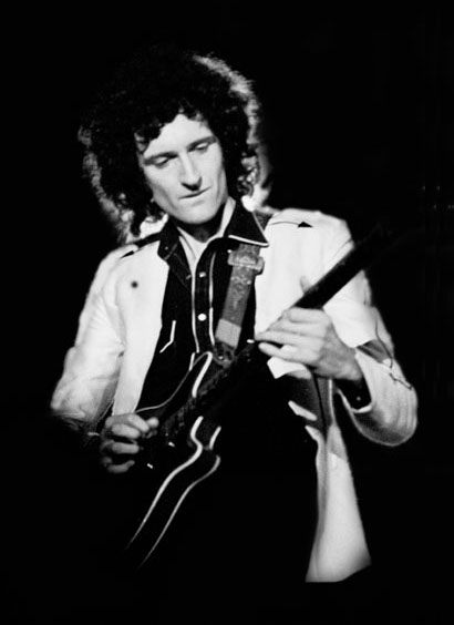 Brian May with his Red Special guitar in Dublin, 1979
