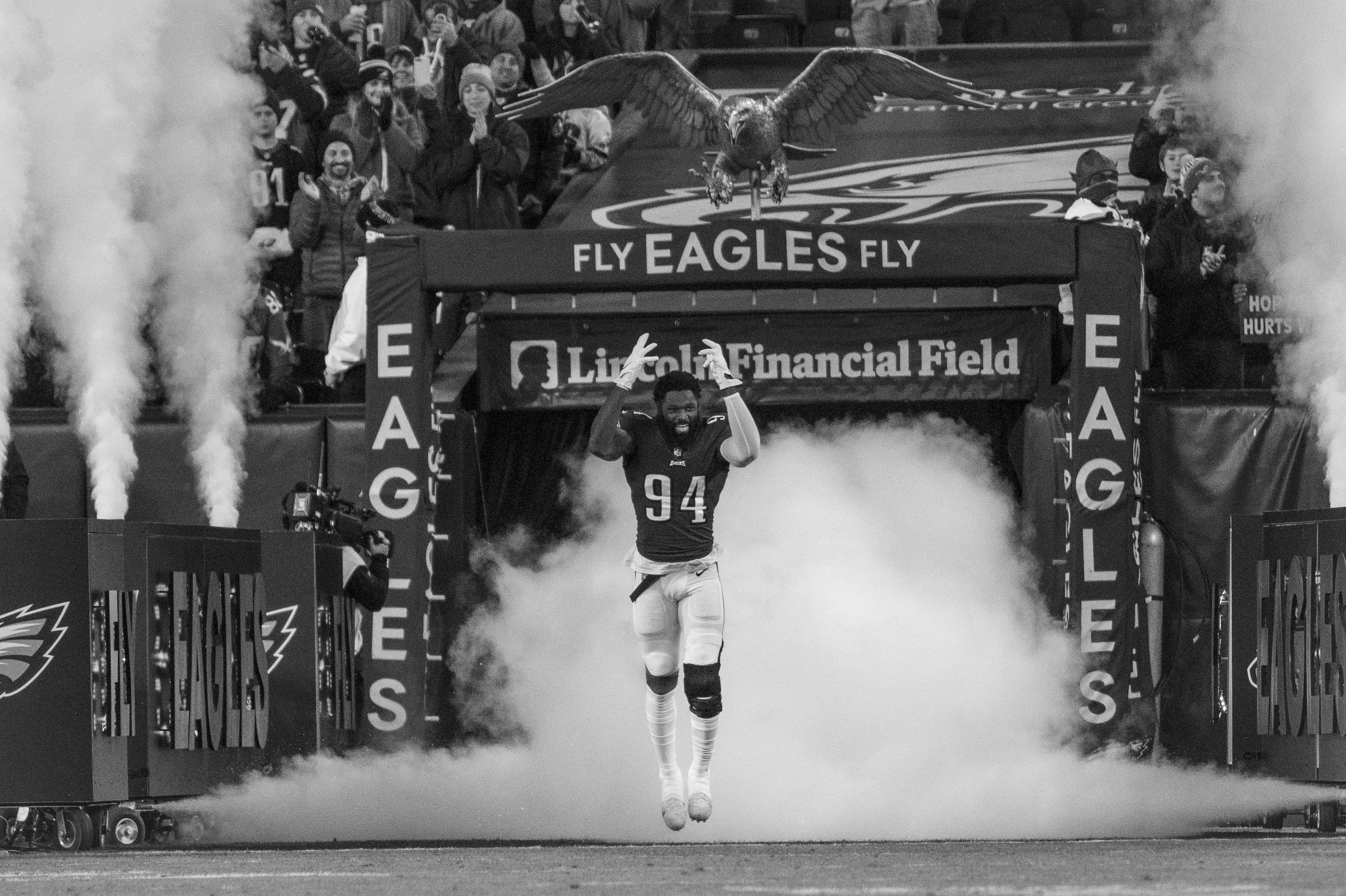 Josh Sweat on the field for the Philadelphia Eagles