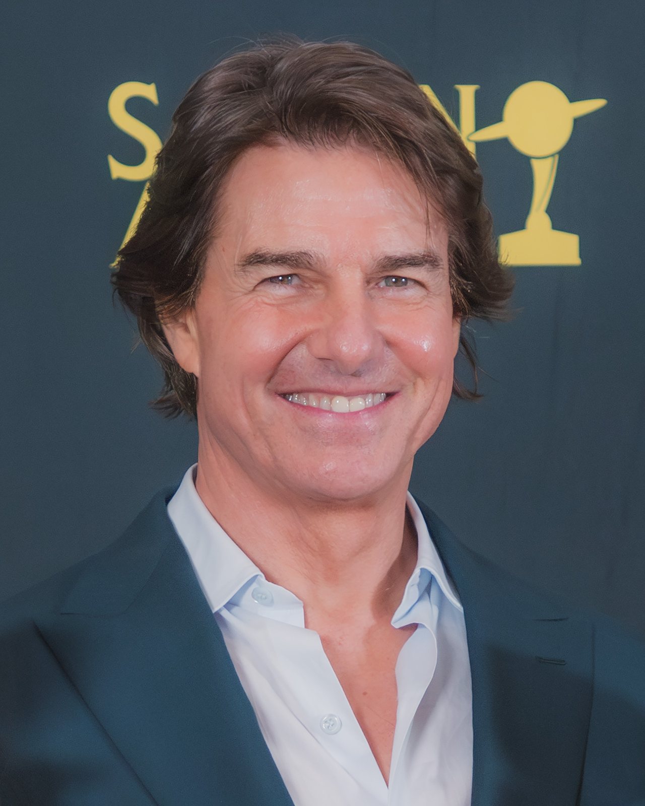 Tom Cruise on the red carpet