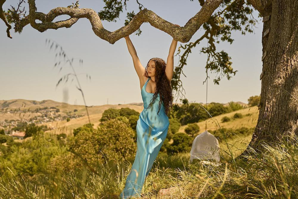 Elena Pinderhughes, flutist and vocalist