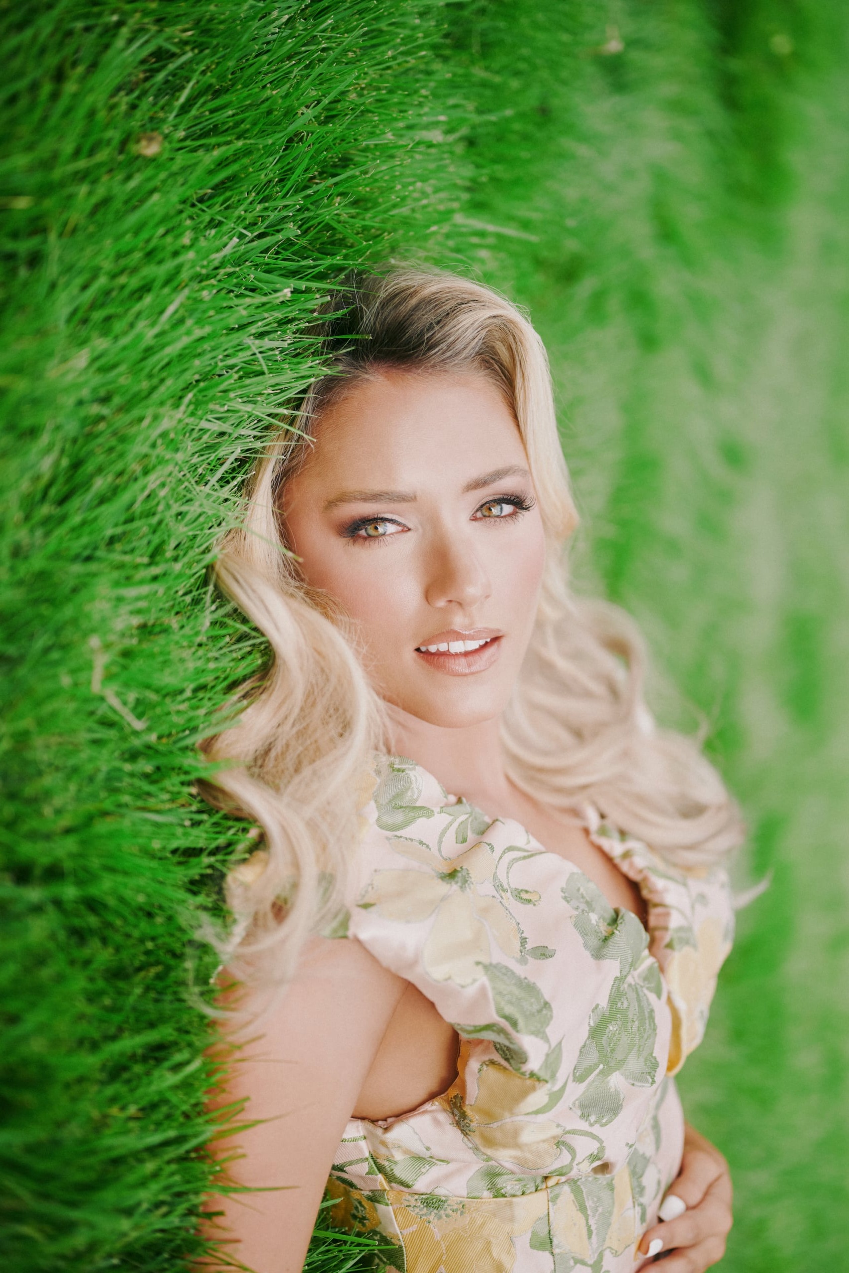Emily Ann Roberts, who just announced The Thread Tour, her first headlining run