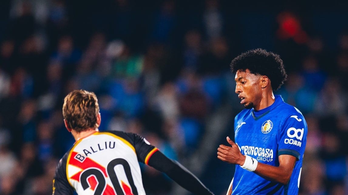 Johan Mojica on the ball for Getafe against Rayo Vallecano's Ivan Balliu at the Coliseum Alfonso Perez