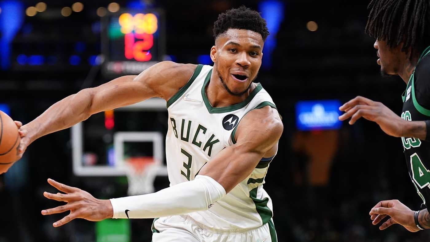Giannis Antetokounmpo drives to the basket for the Milwaukee Bucks
