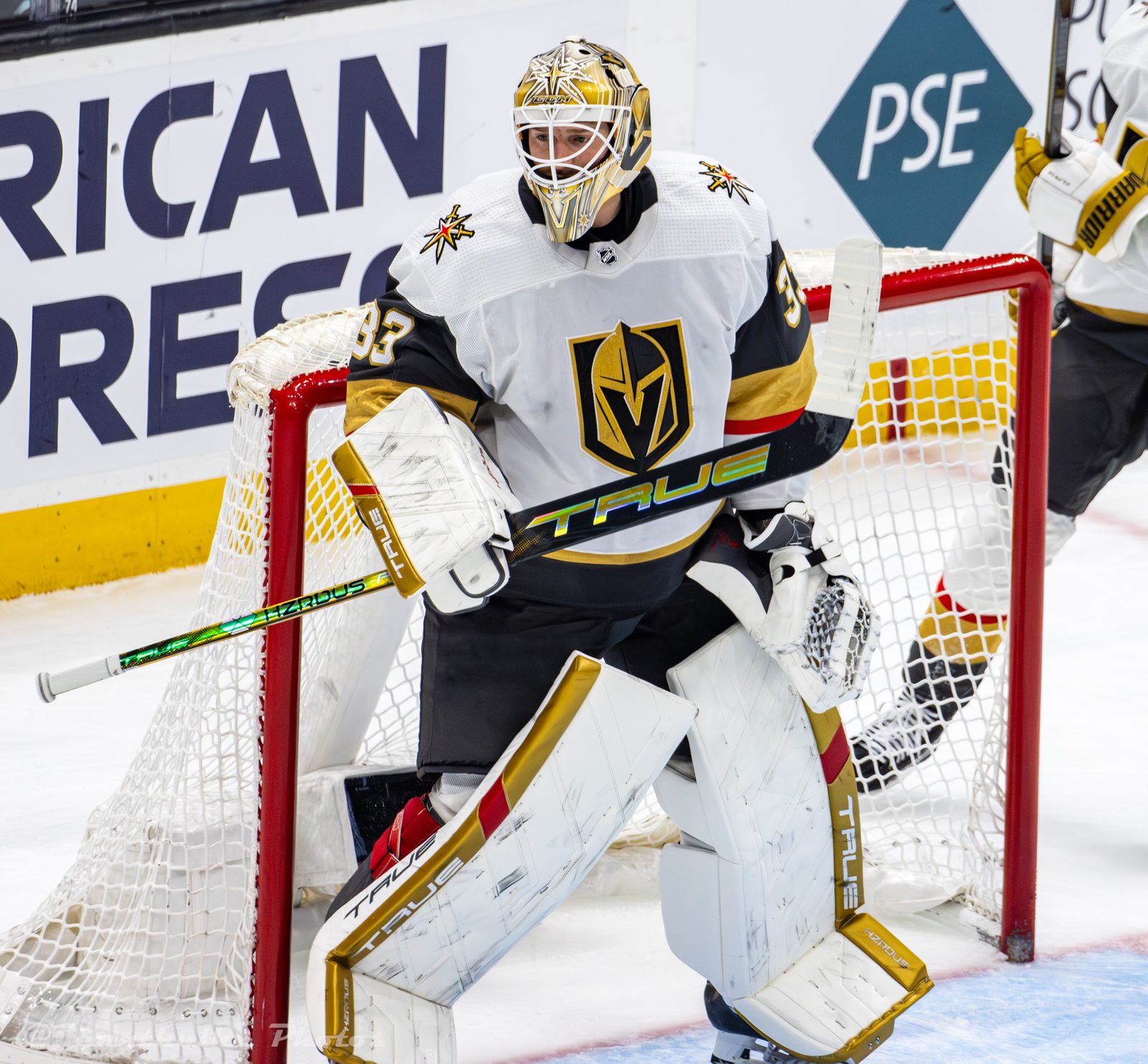 Golden Knights vs Canucks
