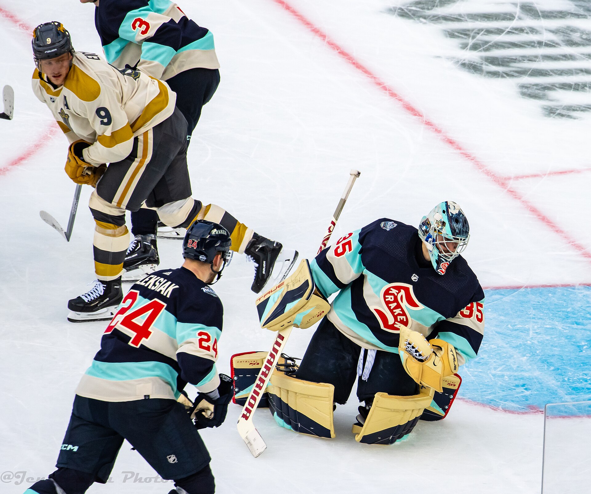 Jack Eichel of the Vegas Golden Knights in action (file photo)