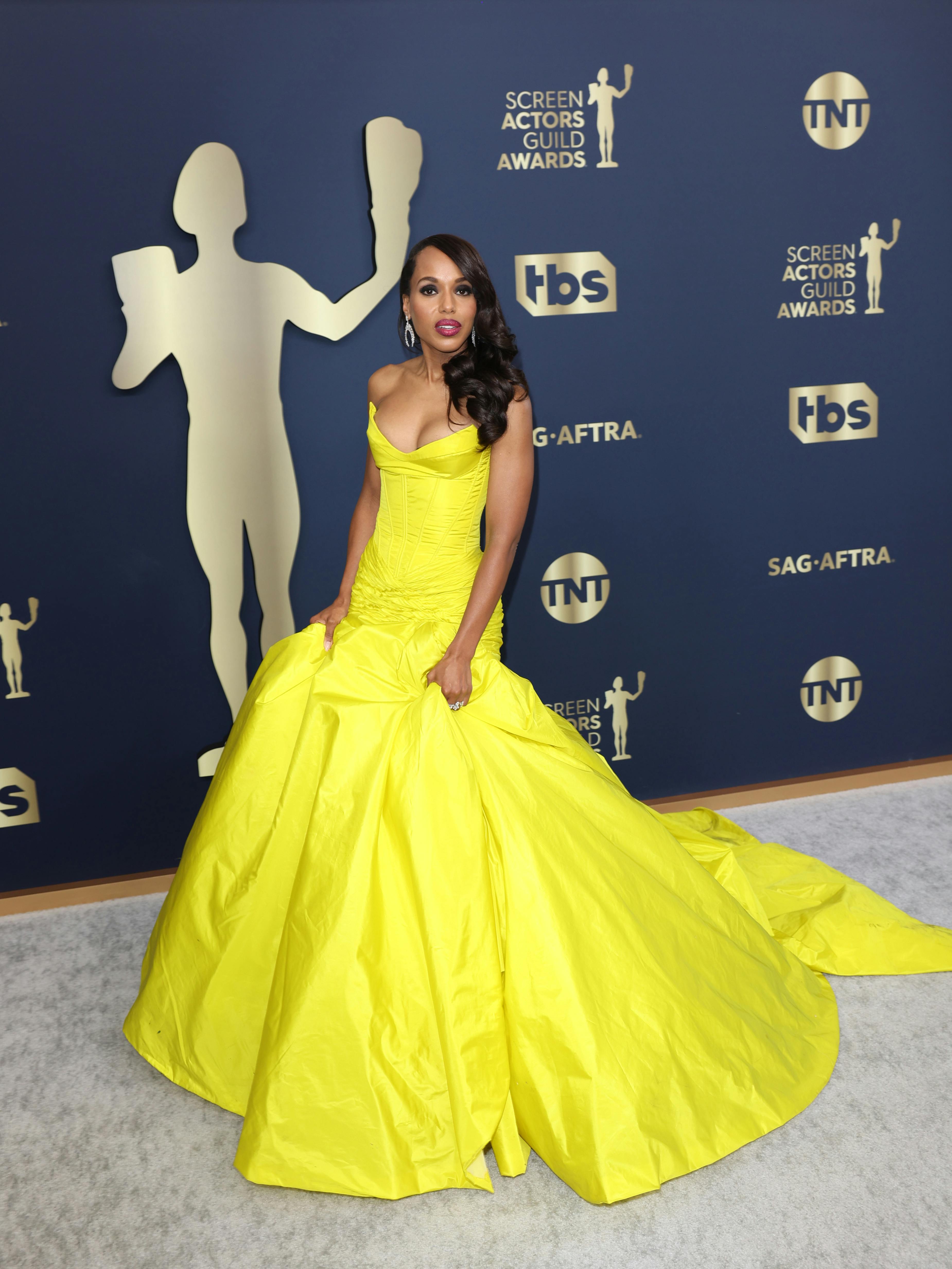 Kerry Washington in a bright yellow gown at the Screen Actors Guild Awards