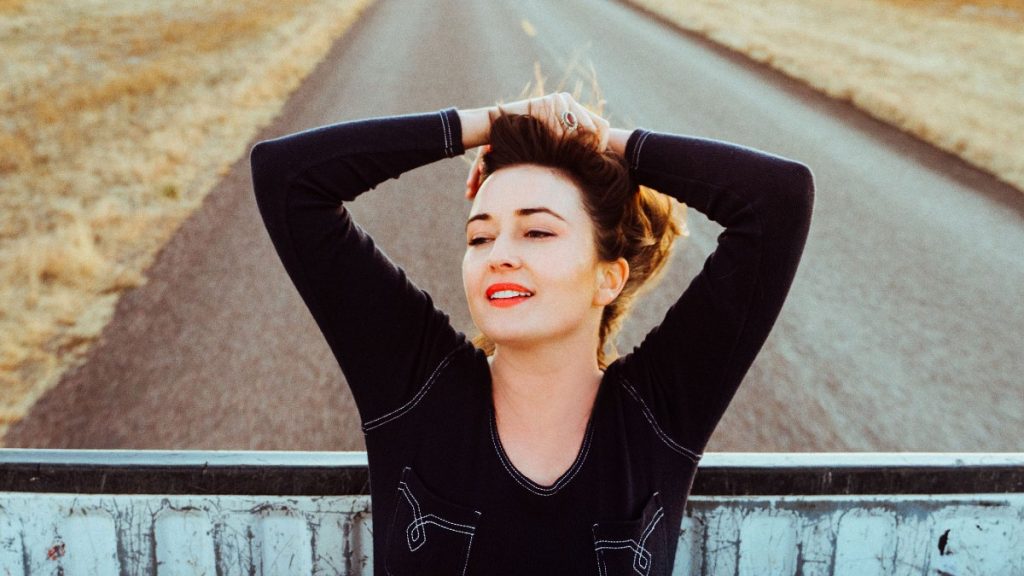 Jess Williamson portrait