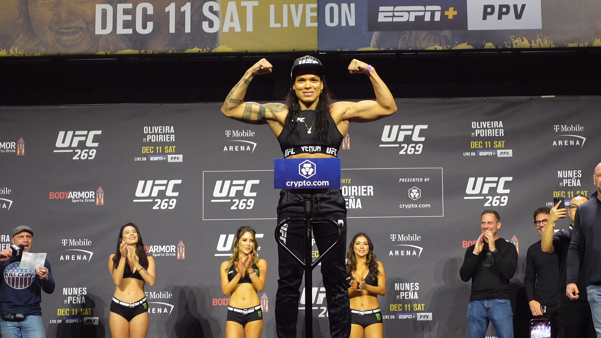 Amanda Nunes flexes on the scale at the UFC 269 ceremonial weigh-ins (file photo)