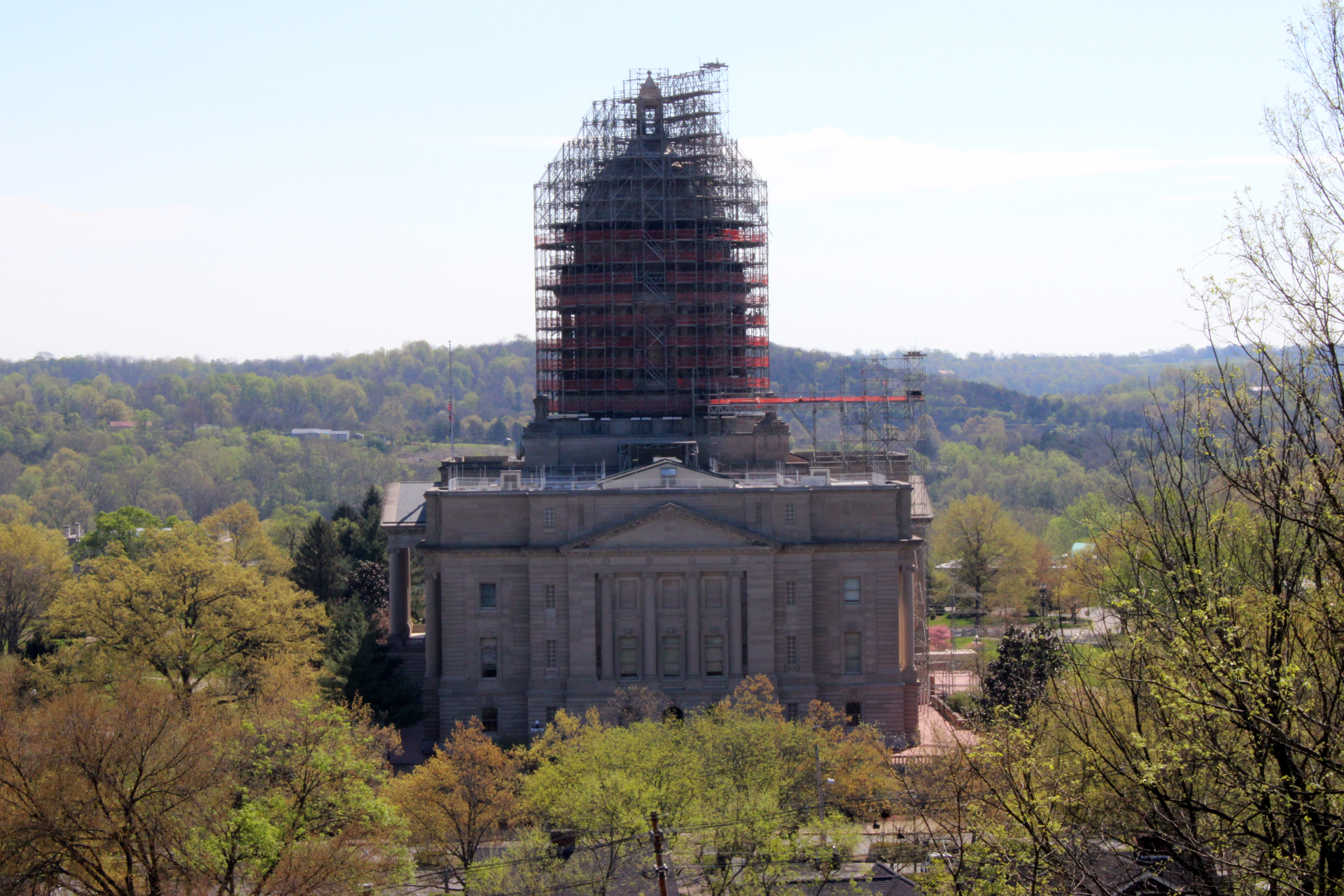 The Kentucky State Capitol in Frankfort on a bright day (file photo)