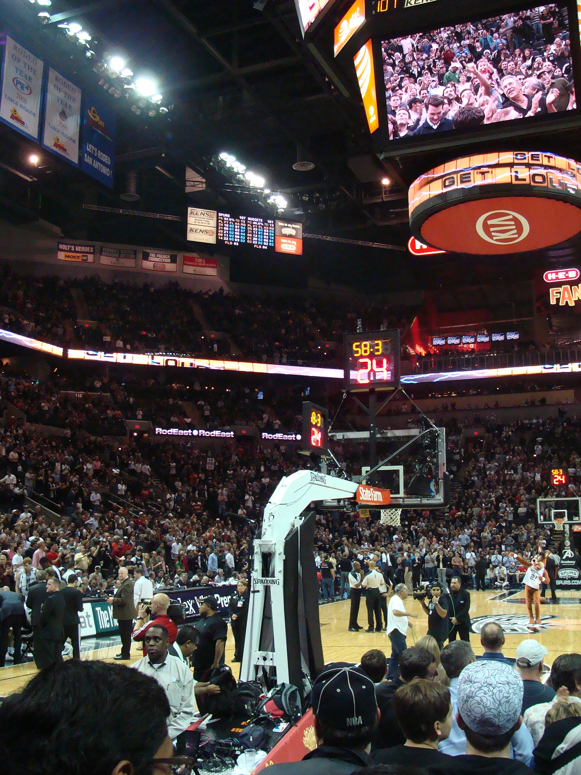 The Spurs' home arena in San Antonio during a game (file photo)