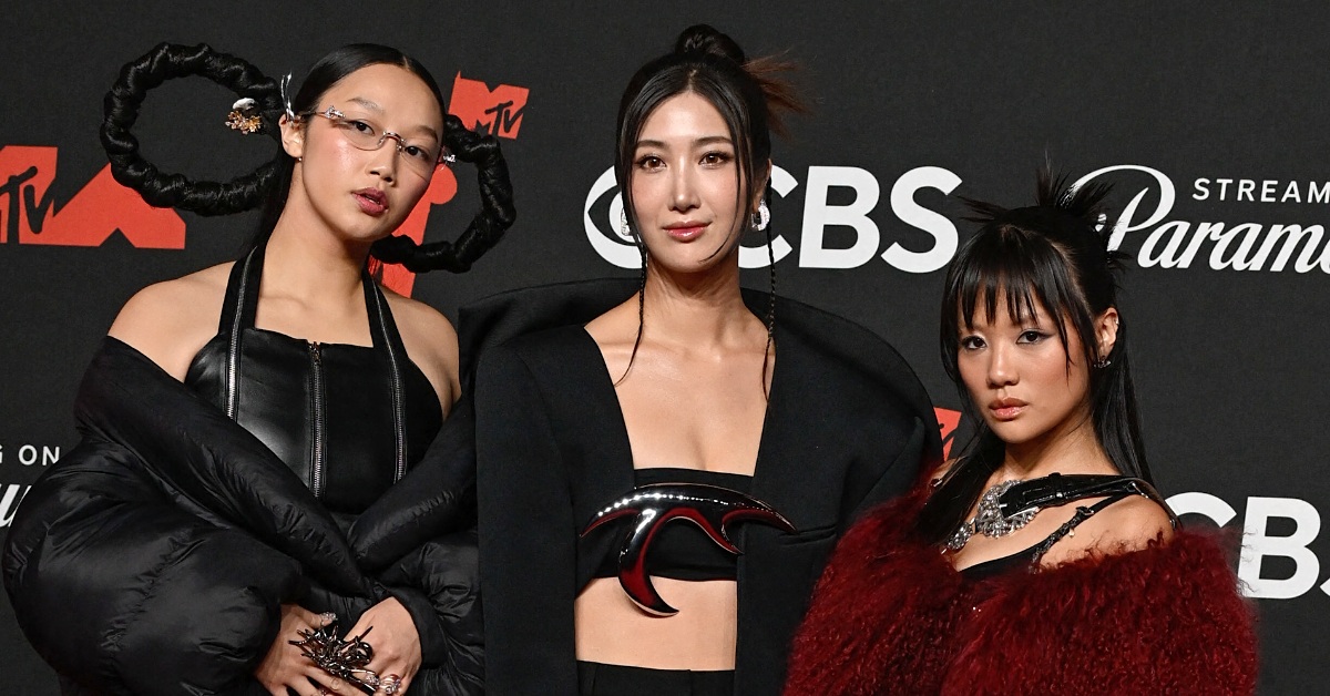 EJAE, Audrey Nuna and Rei Ami, the singing voices of HUNTR/X, at the VMAs