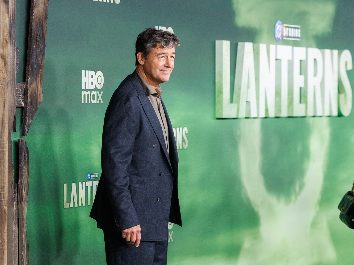 Kyle Chandler photographed at a public event