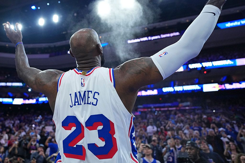 LeBron James in a Philadelphia 76ers uniform