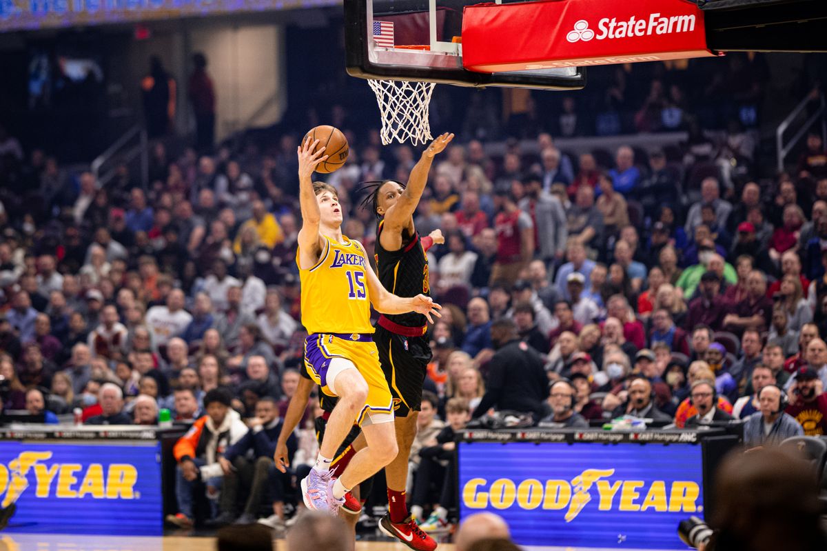 Austin Reaves in a Los Angeles Lakers uniform