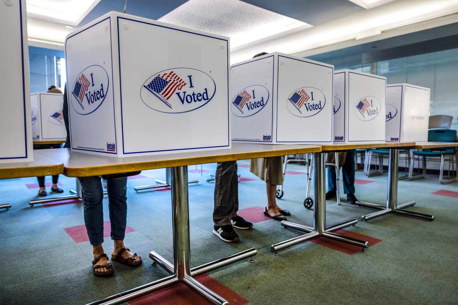 Early voting underway ahead of the midterms