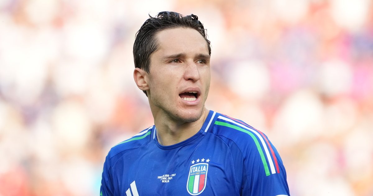 Federico Chiesa in action for Italy.