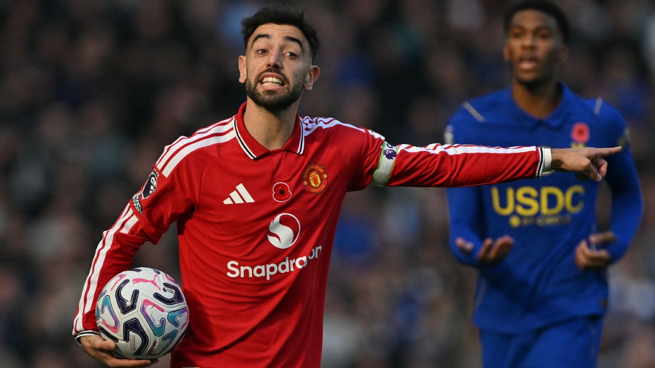 Manchester United captain Bruno Fernandes gestures during the match against Chelsea at Stamford Bridge