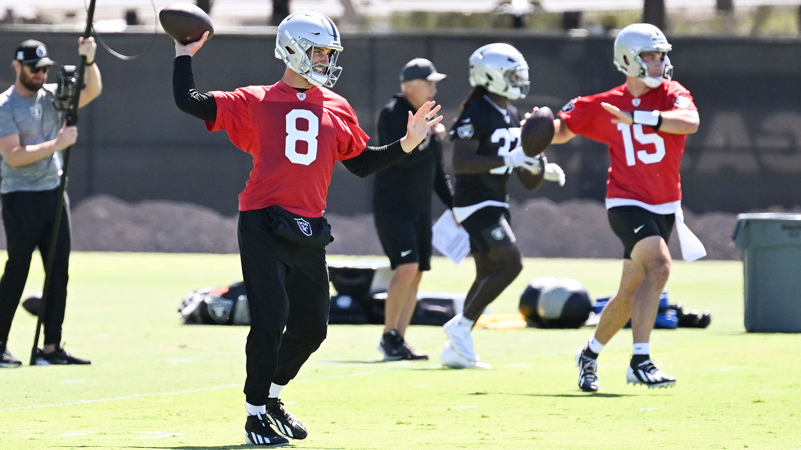 Kirk Cousins in action for the Las Vegas Raiders