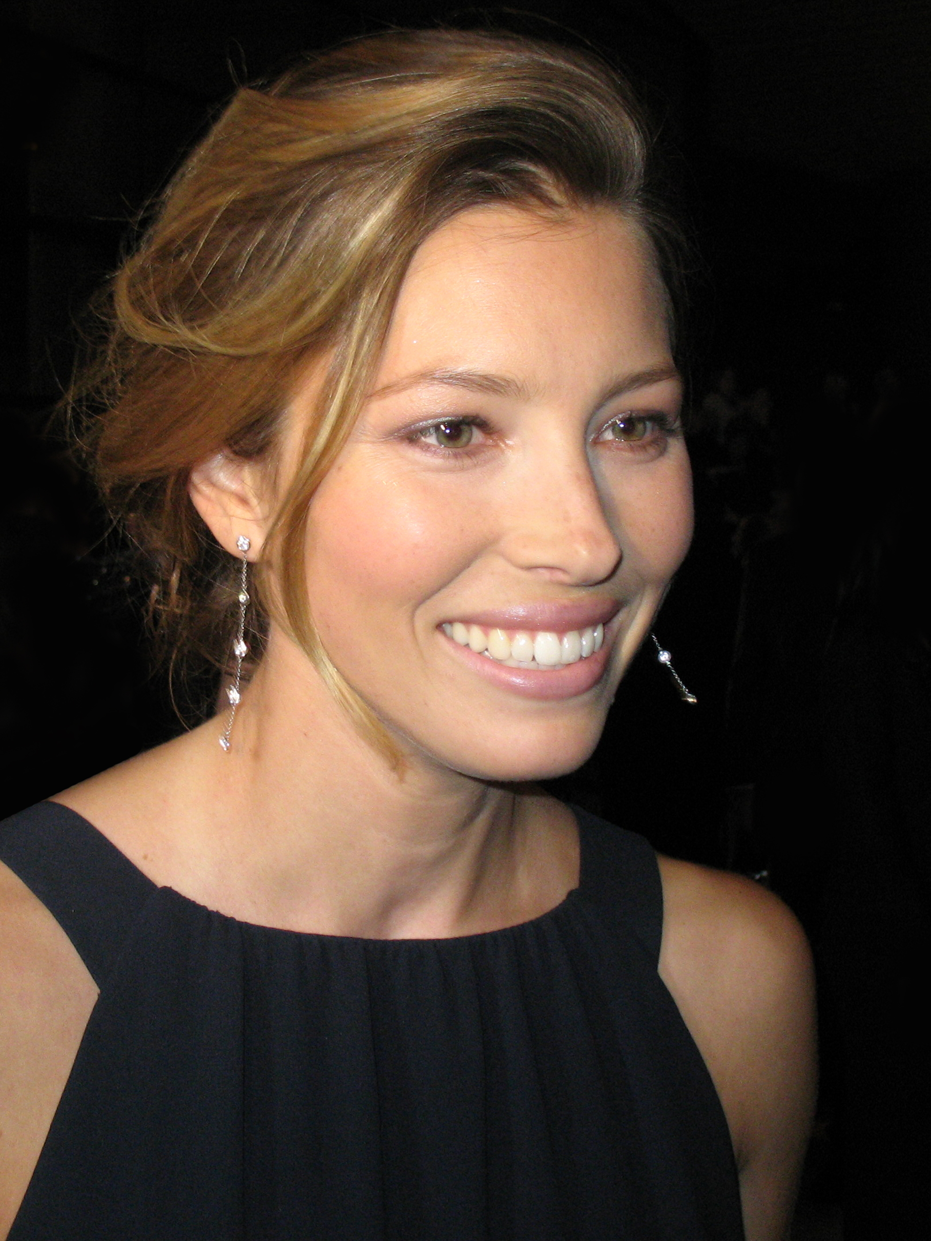 Jessica Biel, close portrait, smiling at the Palm Springs International Film Festival