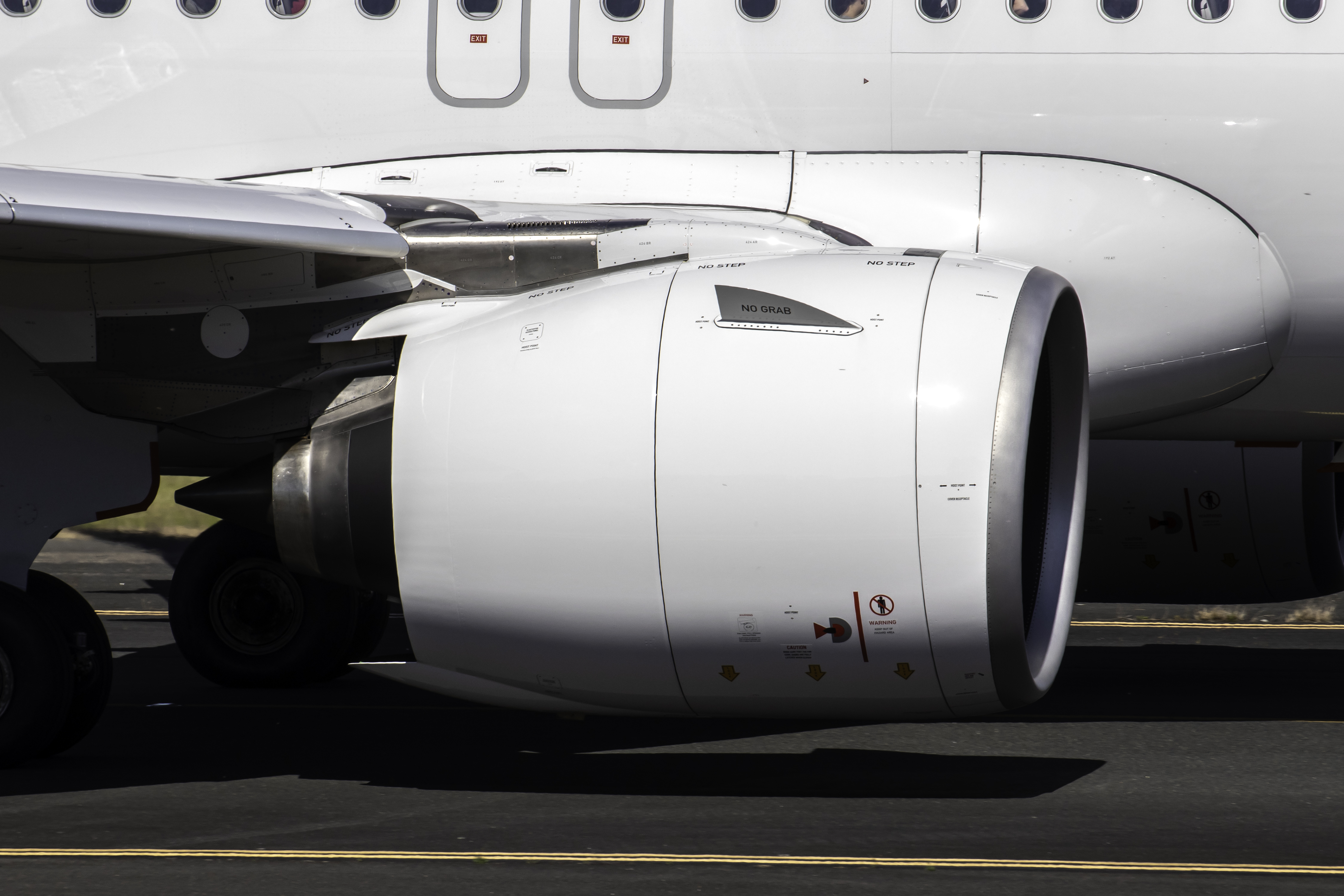 A Lufthansa Airbus A320neo with Pratt & Whitney PW1100G engines