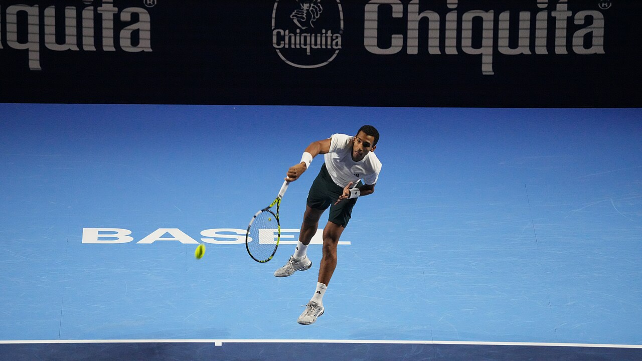Félix Auger-Aliassime in action in Basel (file photo)