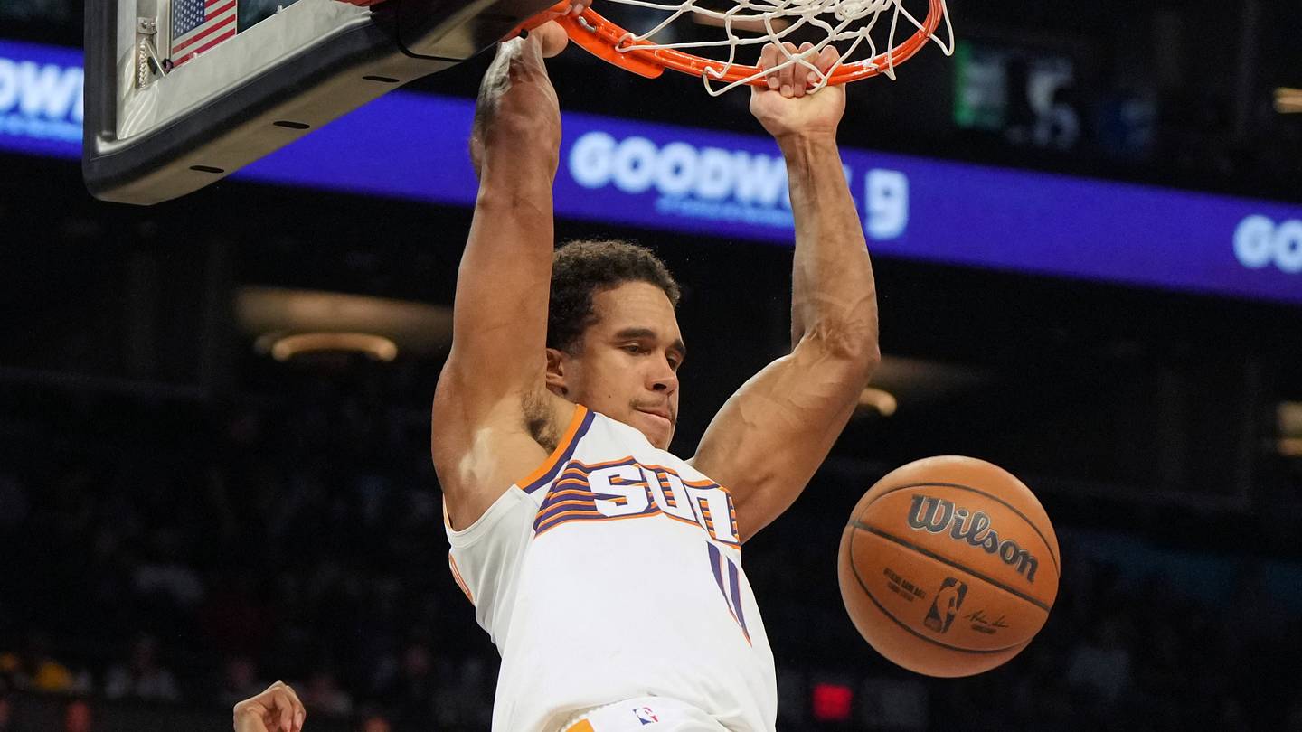Phoenix Suns center Oso Ighodaro in game action