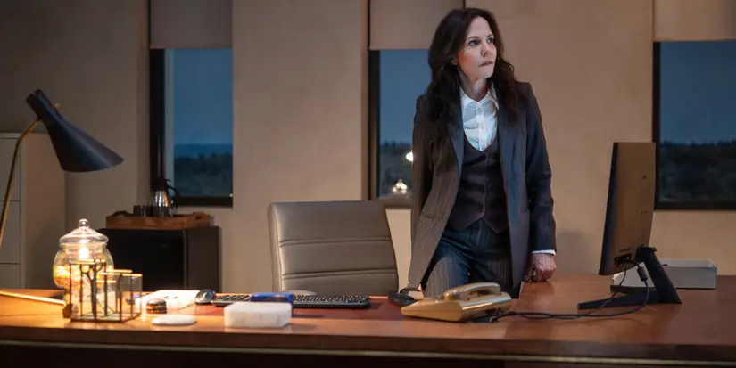 Mary-Louise Parker as Ms. Sigsby in The Institute