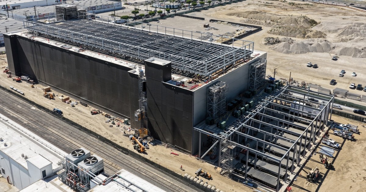 Trump Defends Data Centers in Ohio, Vows Ratepayer Protection Act Within 24 Hours