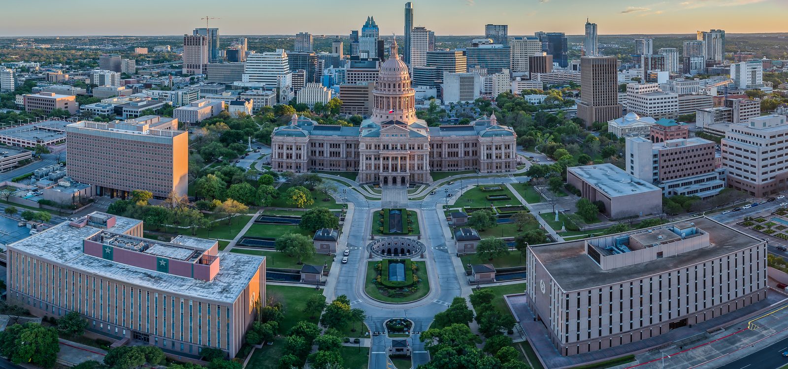 The Texas State Capitol in Austin in bright daylight