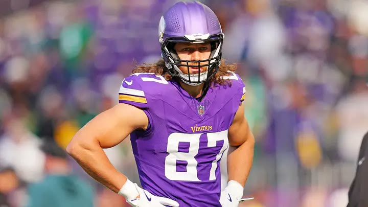 Five Field Goals, Zero Touchdowns: Vikings Stay Perfect at 4-0 With 15-10 Win Over Dolphins