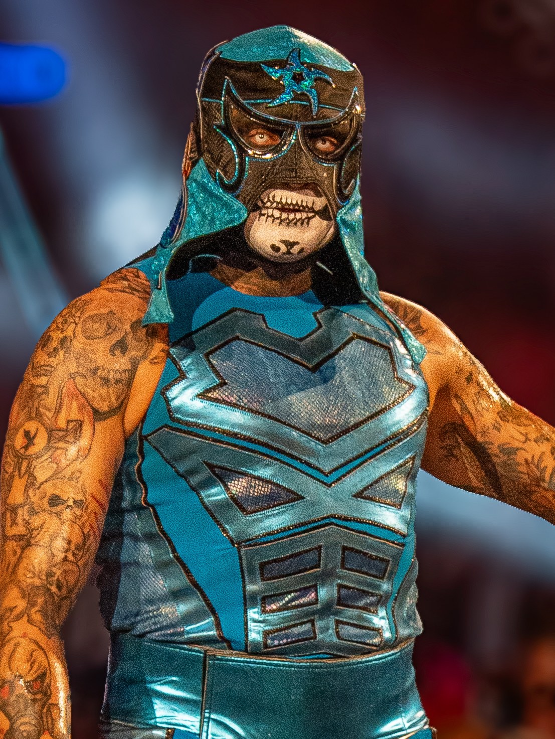 Penta in his mask and blue ring gear at WWE Royal Rumble 2025